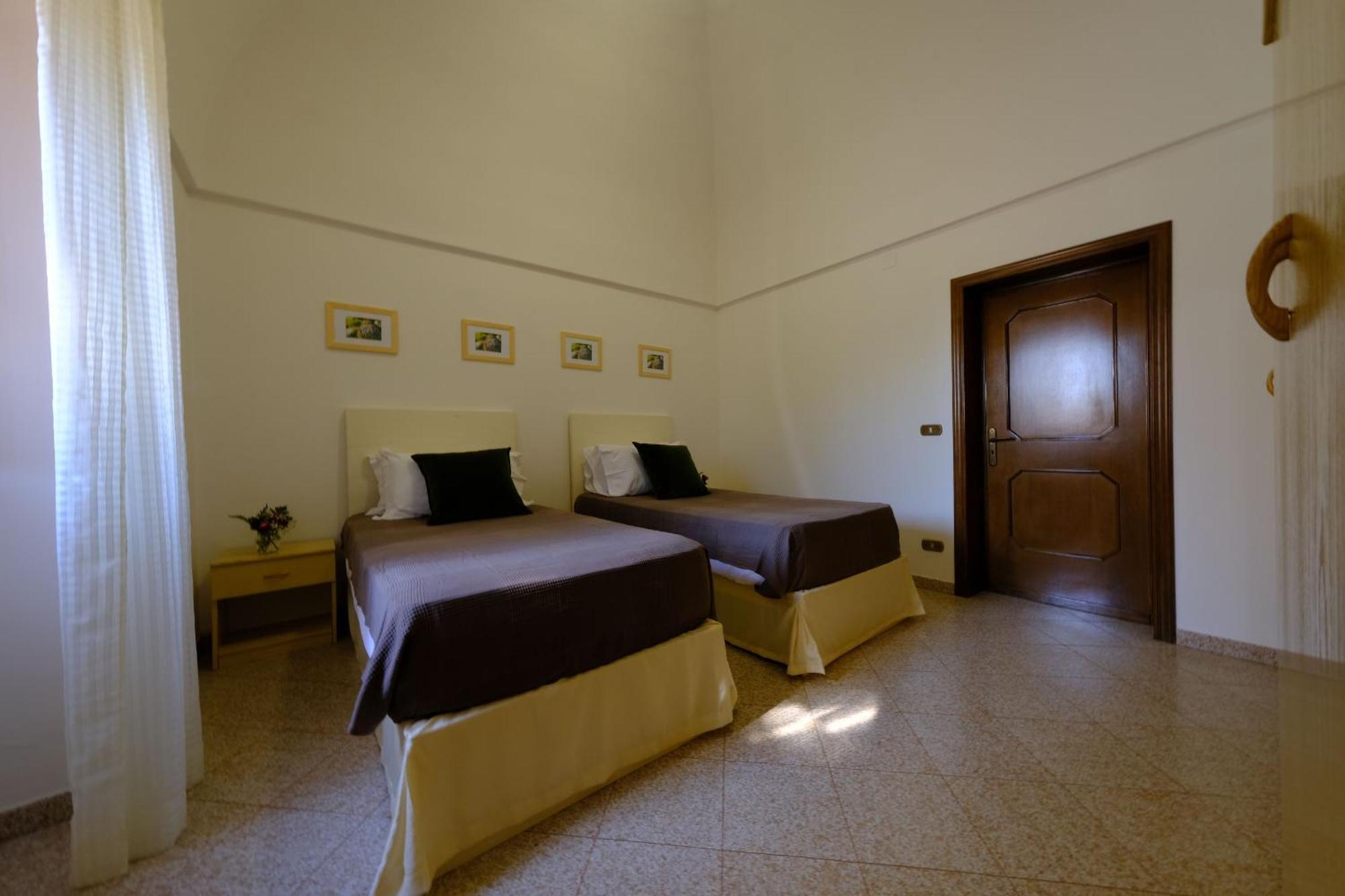 Tenuta Con Due Abitazioni Indipendenti Martina Franca Extérieur photo